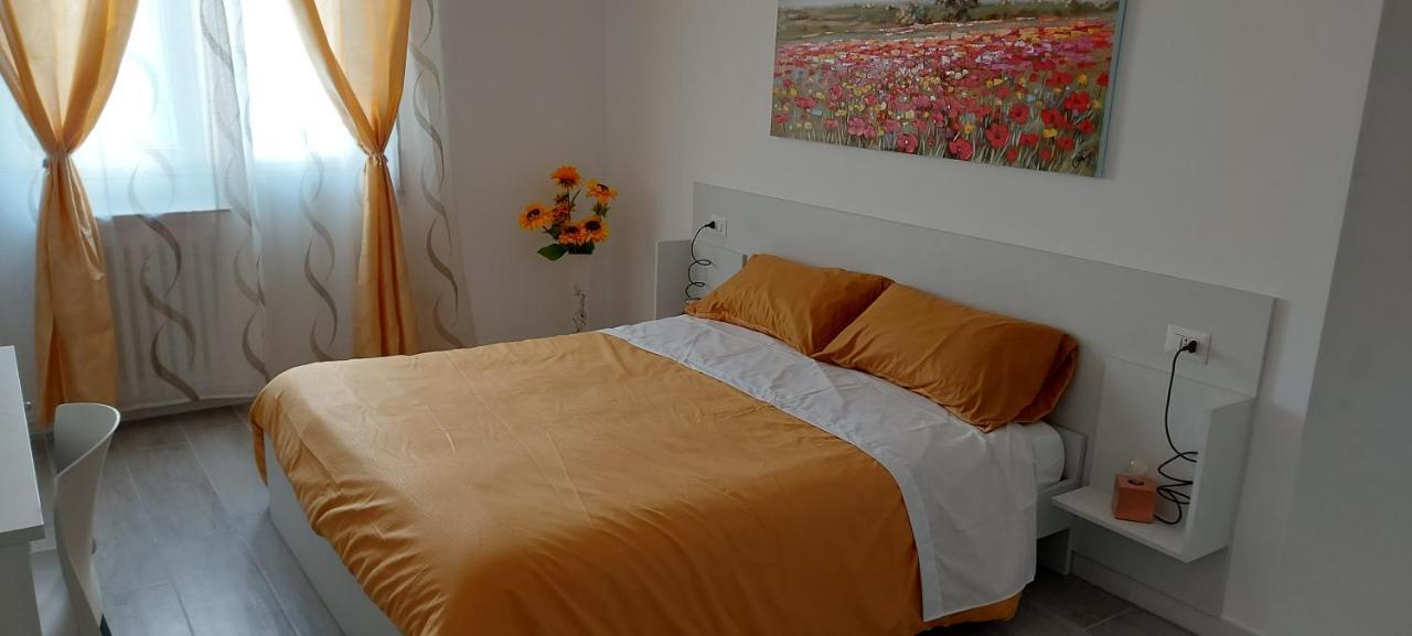 Le Gemelle Apartment Bari Exterior photo