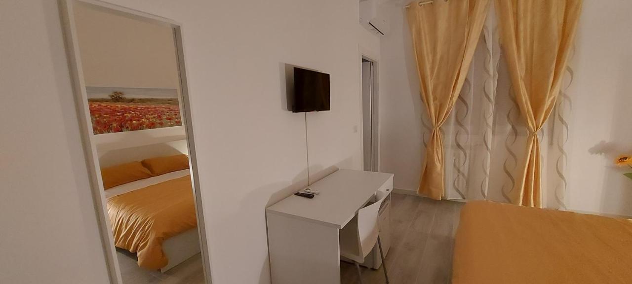 Le Gemelle Apartment Bari Exterior photo