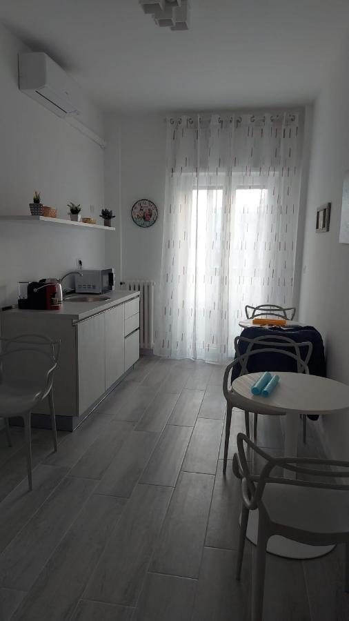 Le Gemelle Apartment Bari Exterior photo
